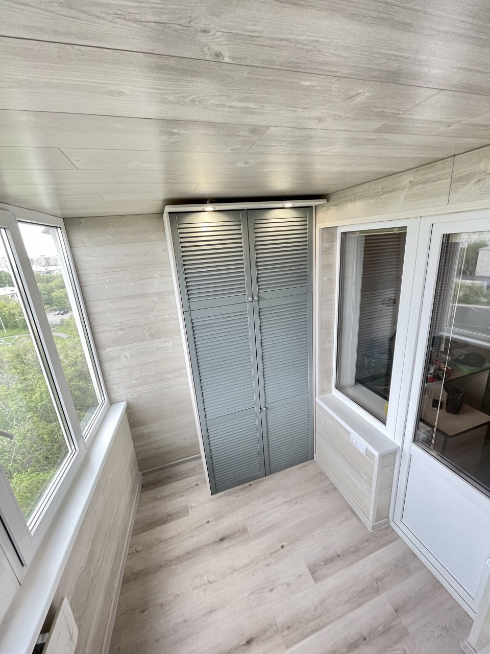 Light and Space: High Ceiling Balcony Renovation