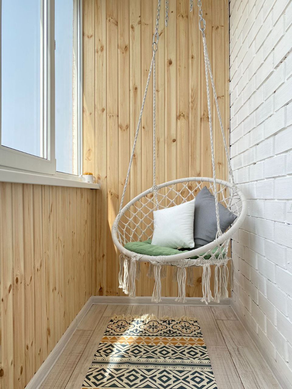 Secret Garden: Botanical Style Balcony Renovation