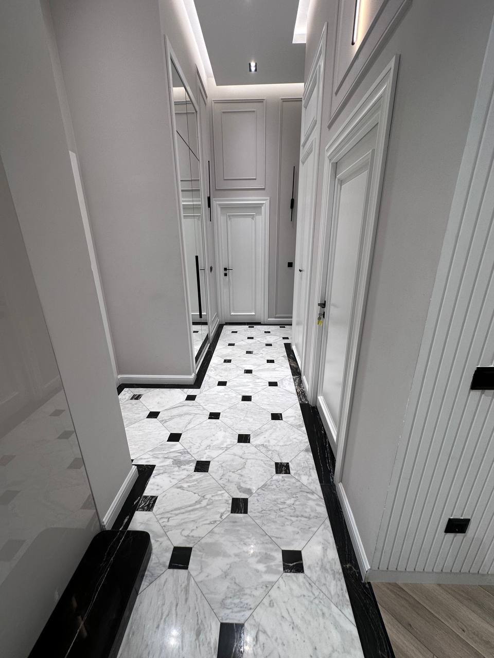 Neoclassical Welcome