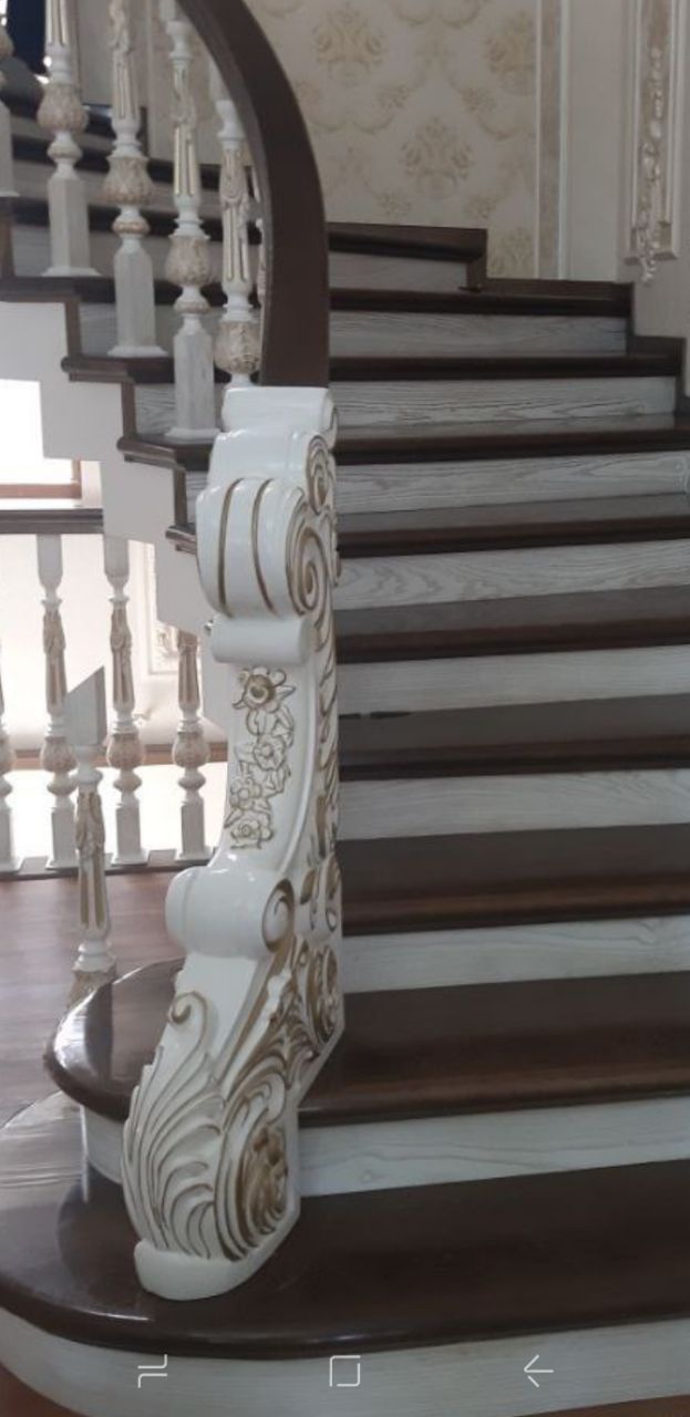 Seamless Interior Integration: Expert Staircase Design and Installation in Minsk