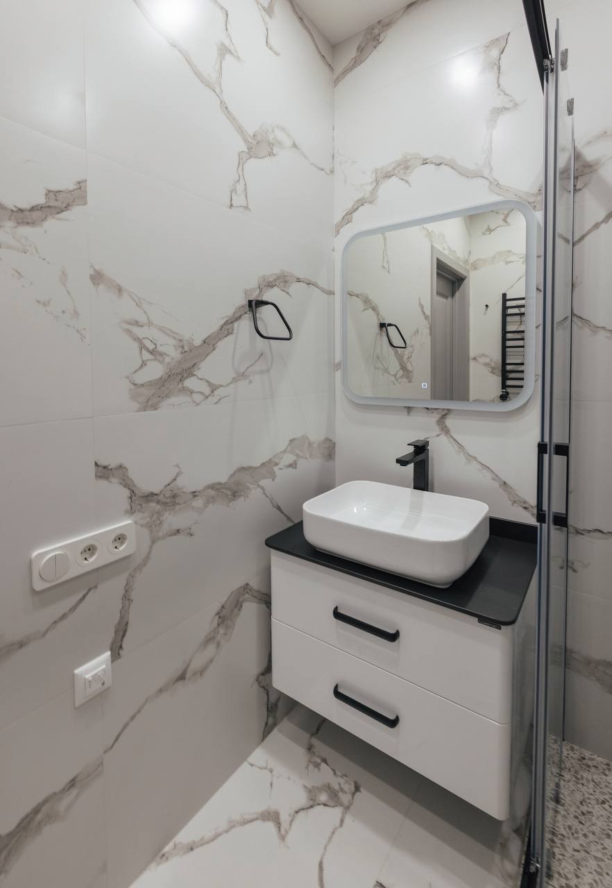 Depth of Contrast: The 3D Effect of Ceramic Tiles