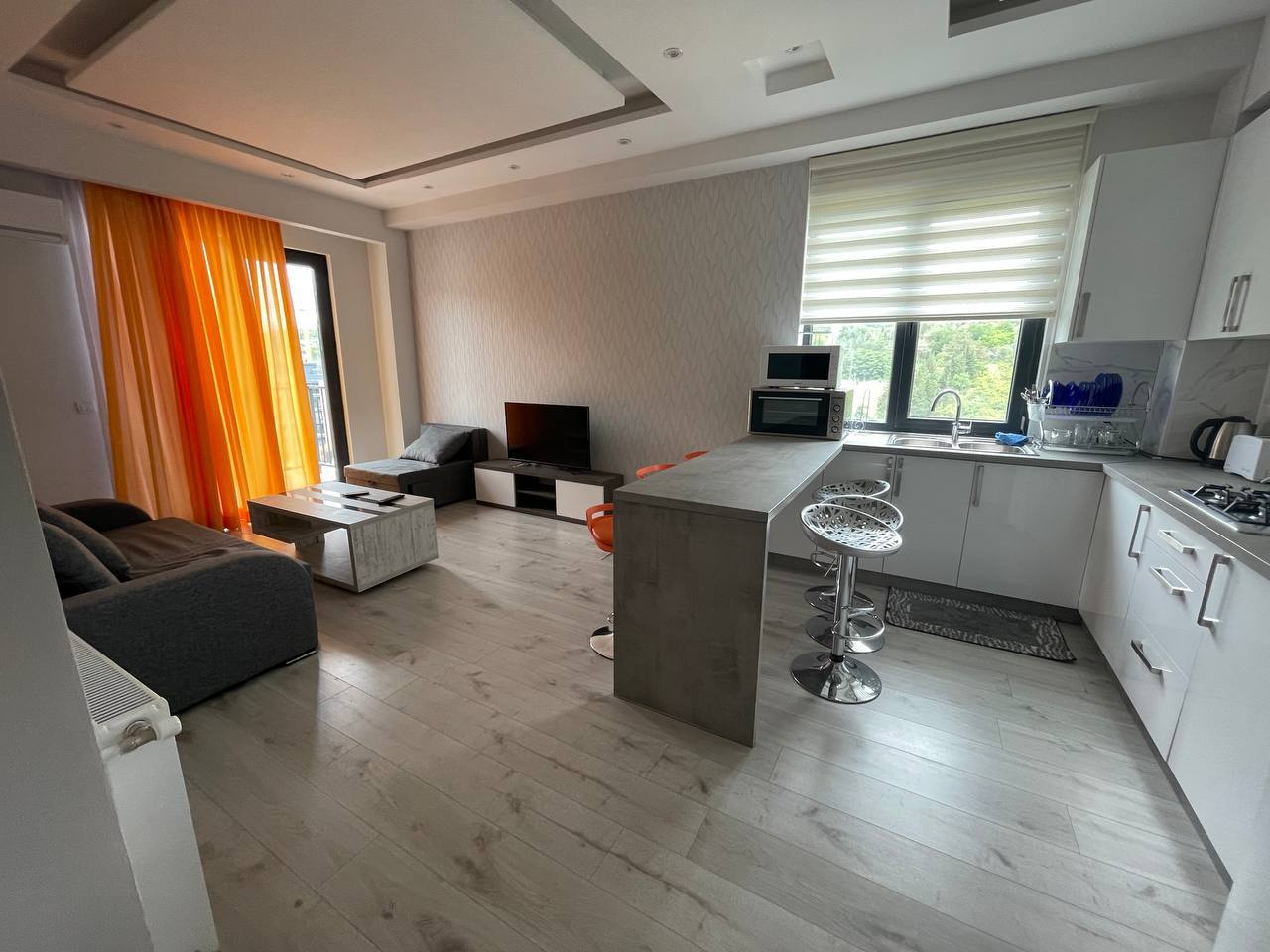 Space and Freedom: Studio Interior Design