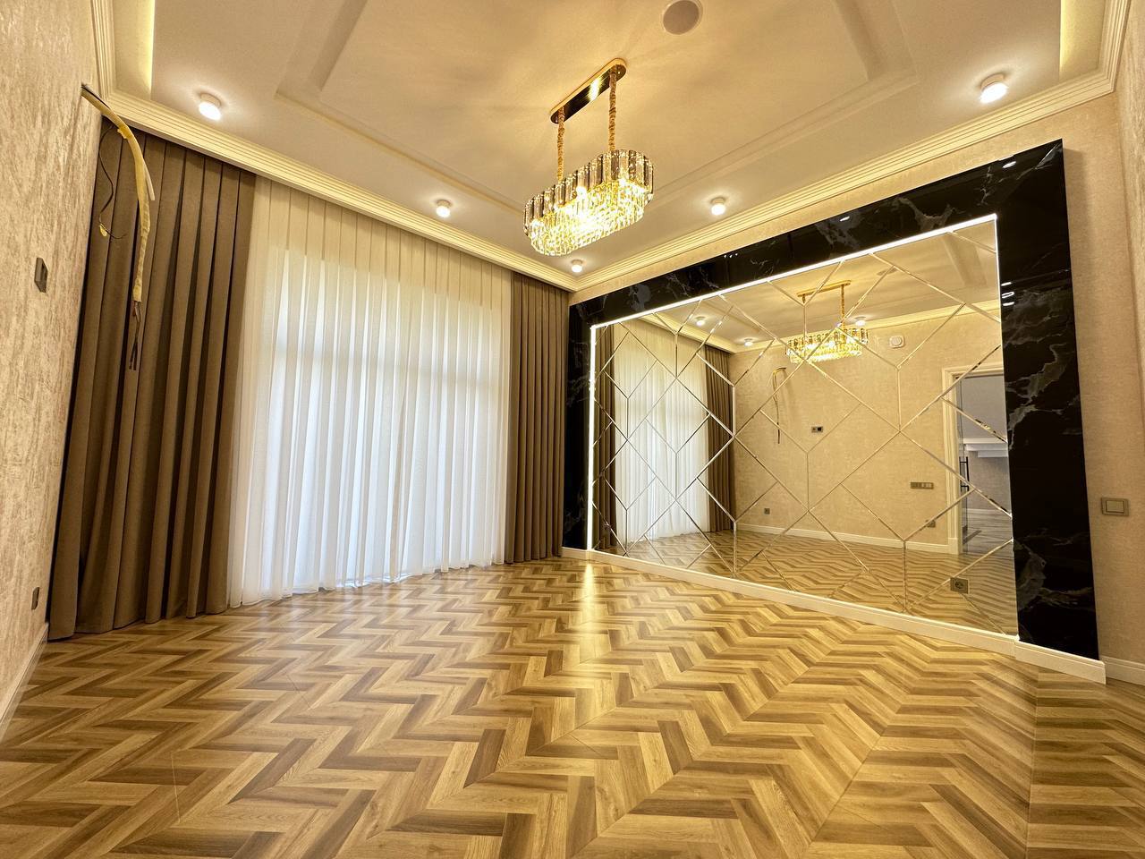 Elegant Comfort: Cottage Interior Design by Planirovki.by