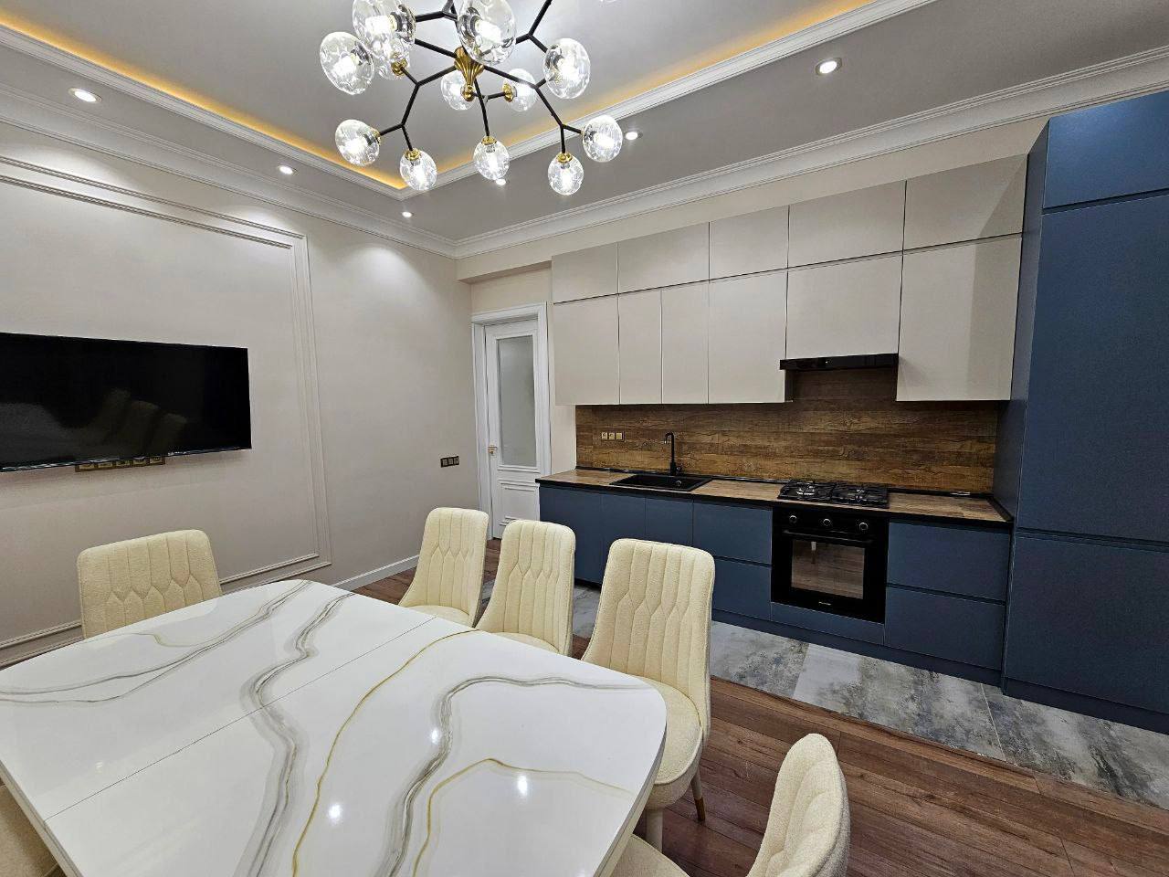 Living Space: Refined Classicism
