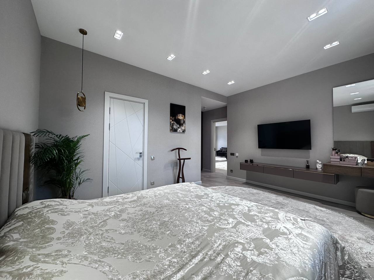 Harmony and Comfort: Turnkey Renovation by the Planirovki.by Team