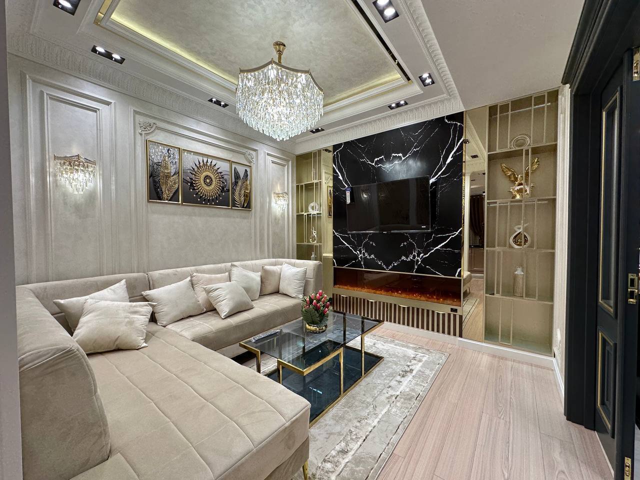 Modern Classic on Independence Avenue