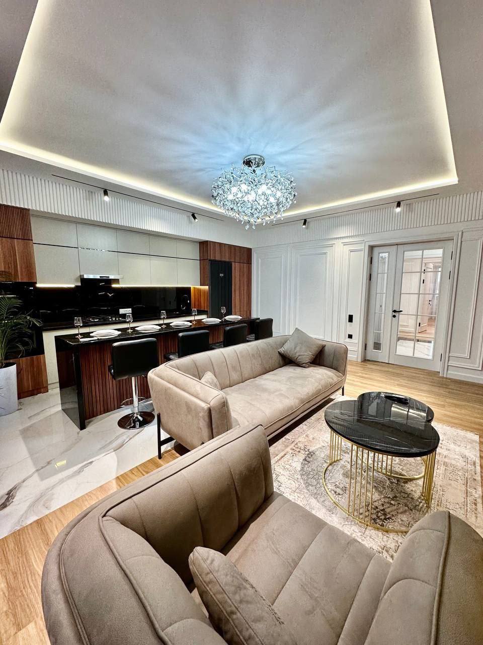 Here, you can see the impeccable work of the Planirovki.by team in this kitchen.