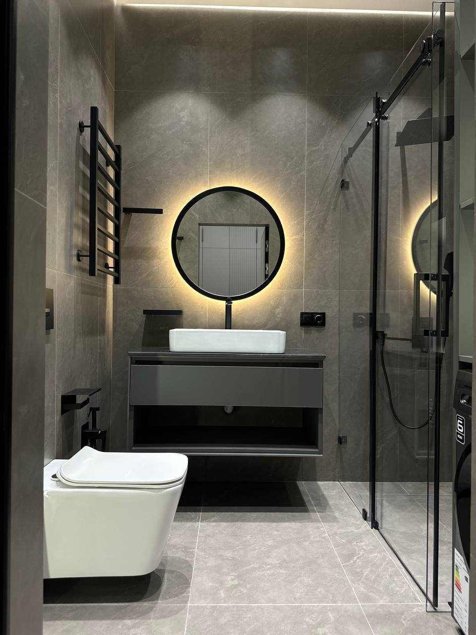 Modern Elegance in the Bathroom