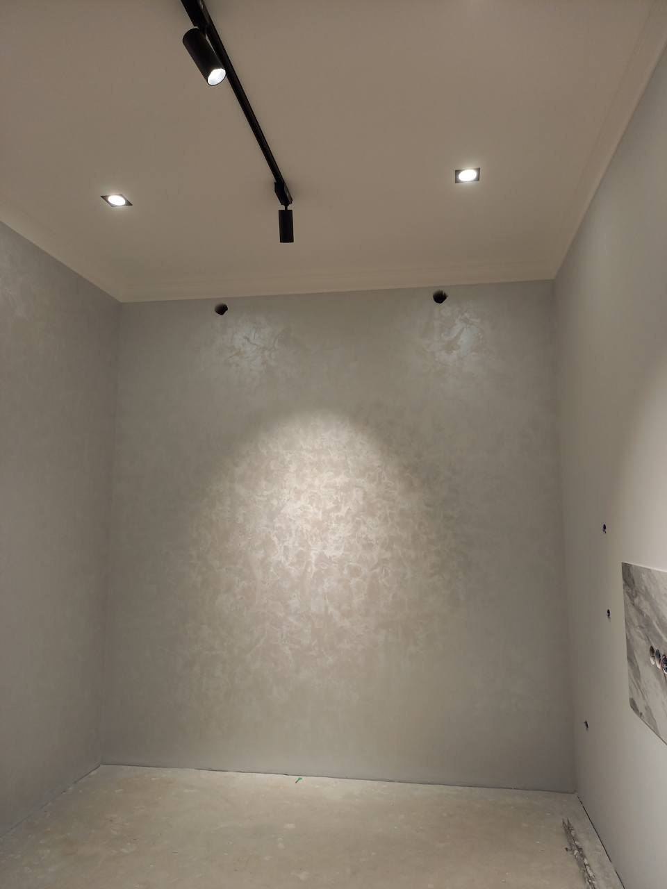 Perfect Blend: Ready-to-Use Interior on a Custom Project