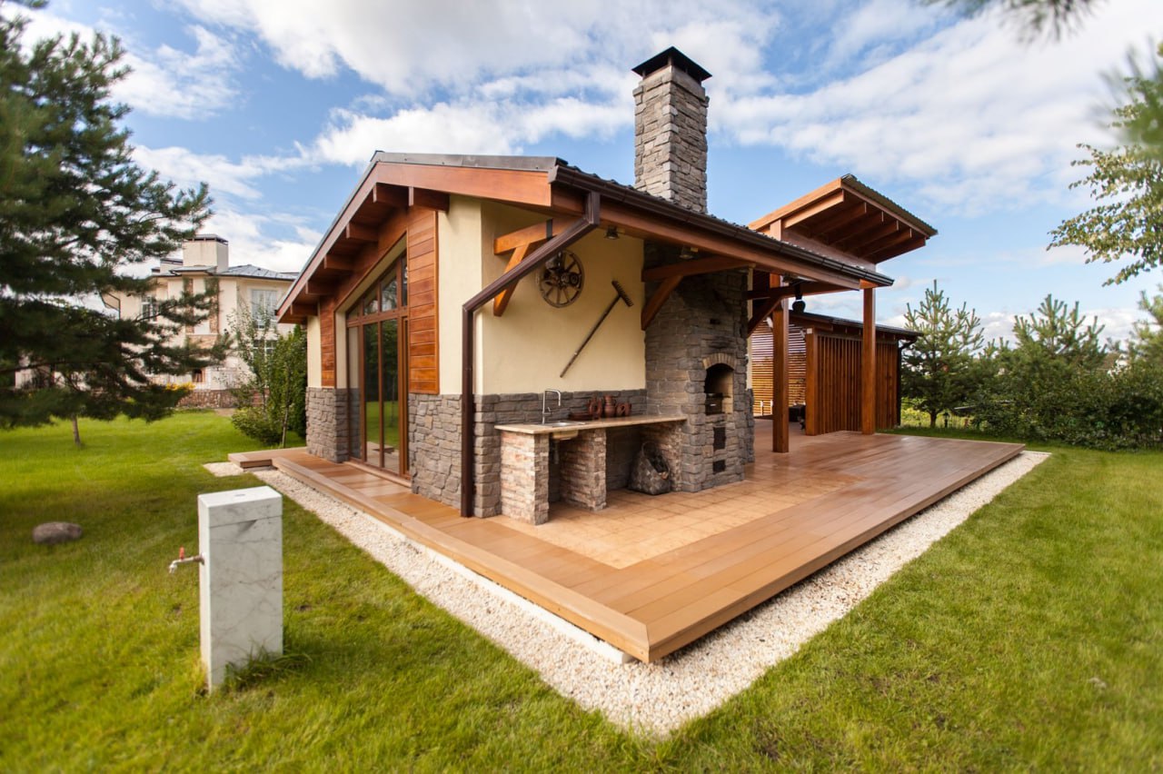 Designing a Country Home Plot: How to Create the Perfect Space for the Entire Family