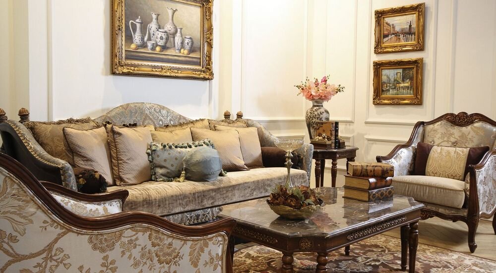 Contemporary Take on Classic Style: Country House Interior