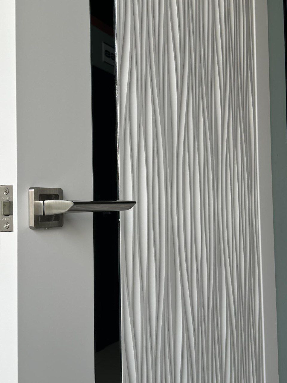 How to Choose a Door Handle: Matching Colors and Textures