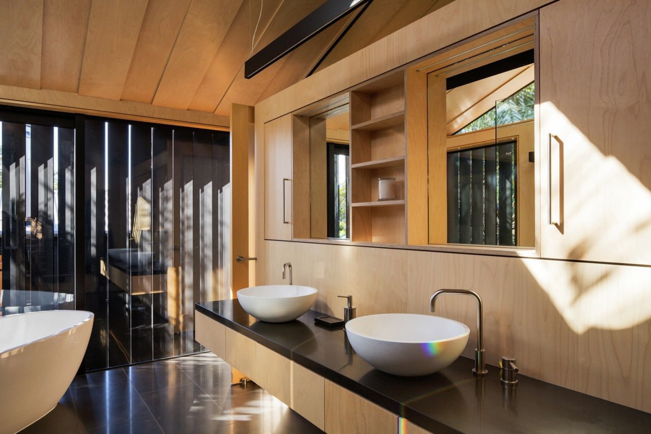 Urban Oasis in Bathroom Interiors