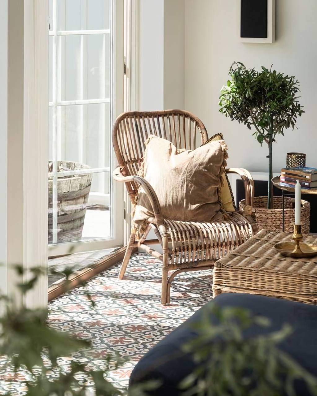 Summer in Your Home: 5 Simple Design Tricks to Get the Look