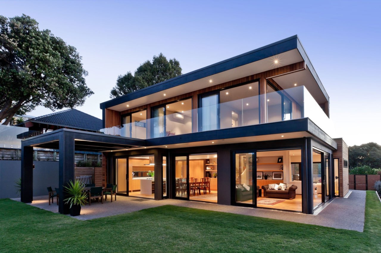 Futuristic Materials: Metal and Glass