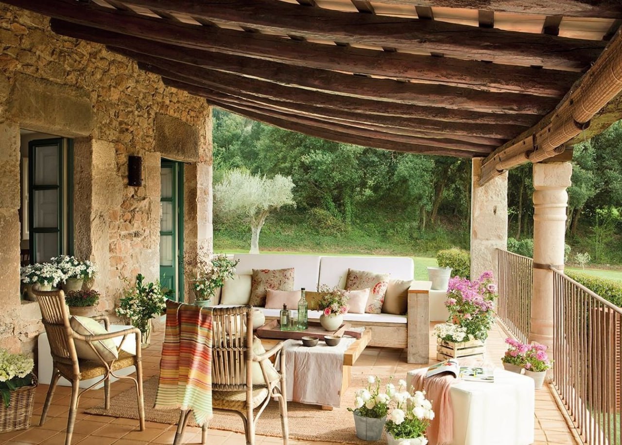 Provencal Balcony Romance