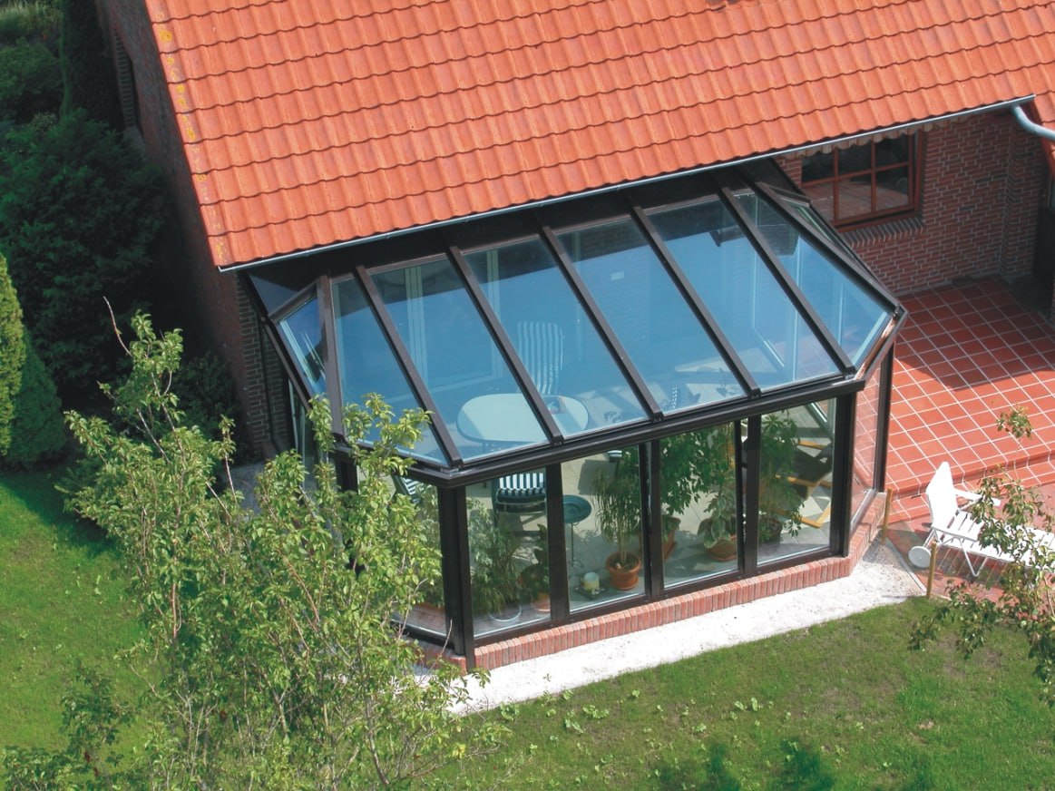 Winter Garden in a Country Home: Luxury for Everyone