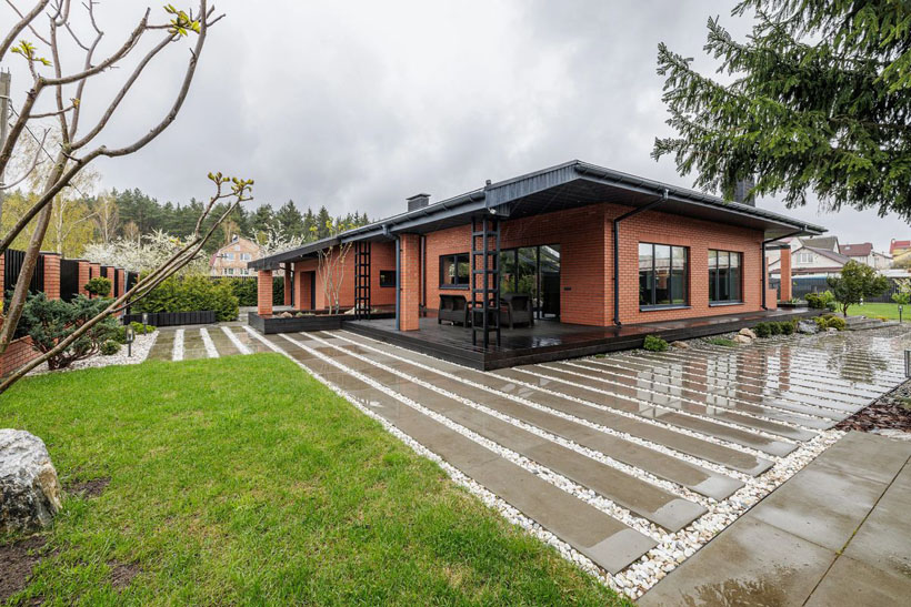 Architectural Masterpiece with Panoramic Windows