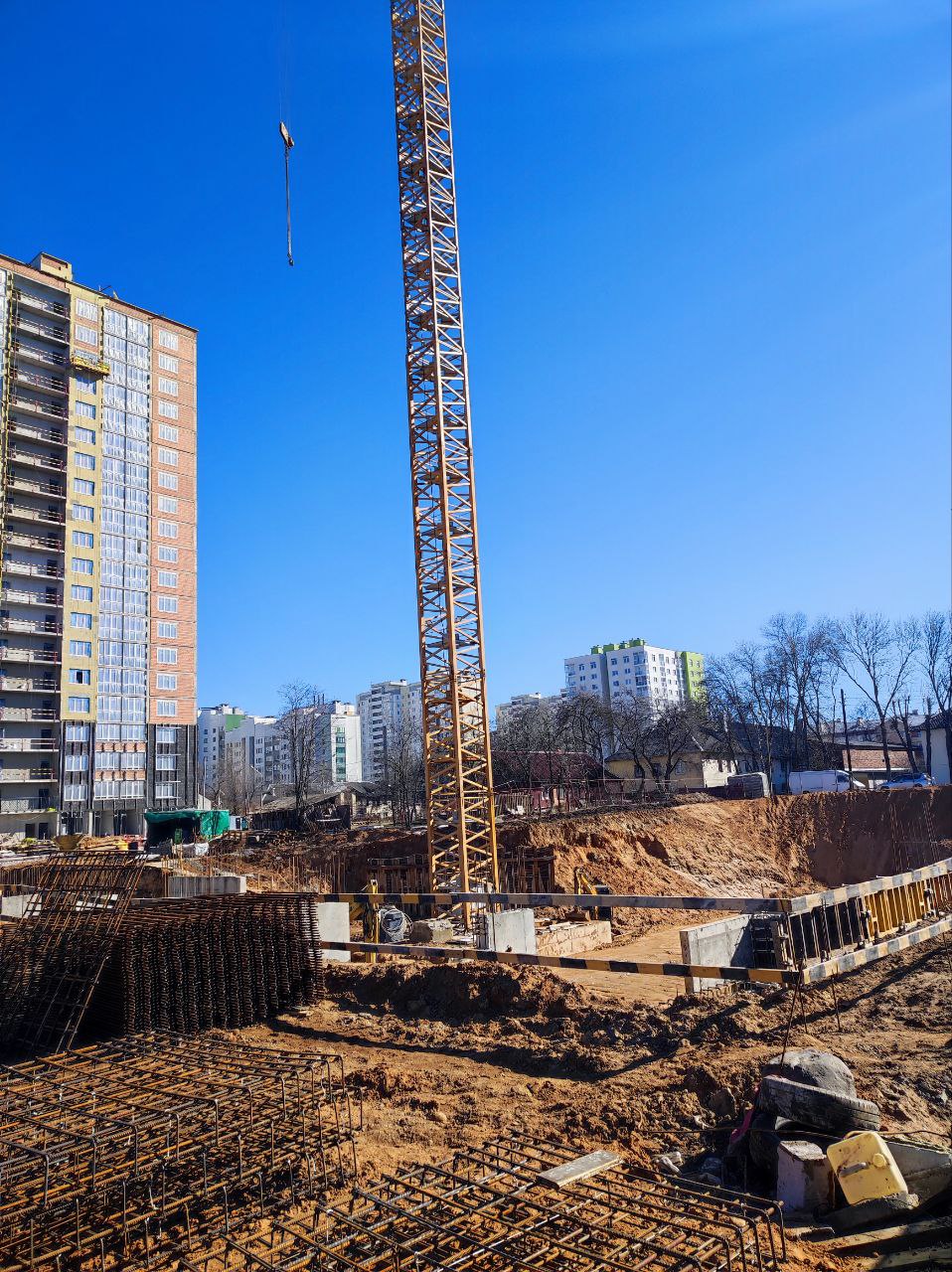 Heights of Comfort: Grand Avenue Sets the Pace