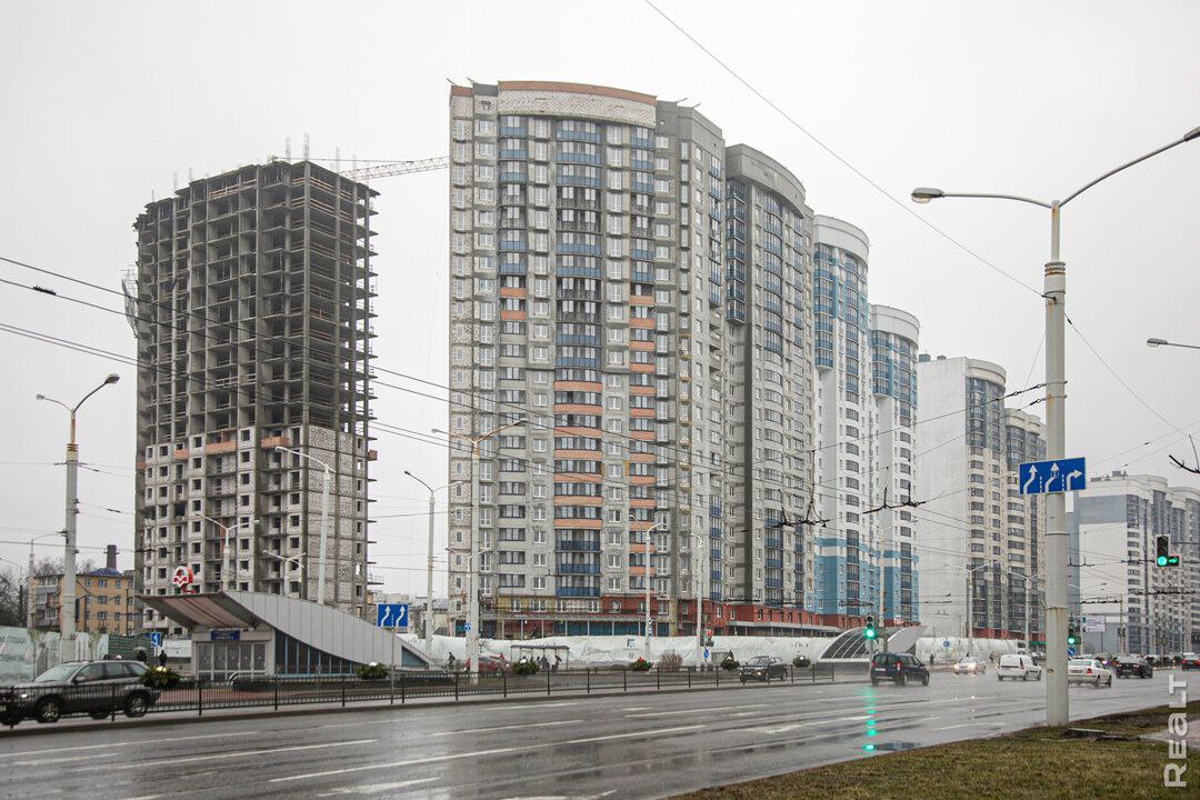 Two-Bedroom Apartments for Sale in Grushevsky Posad by UKS Zapad