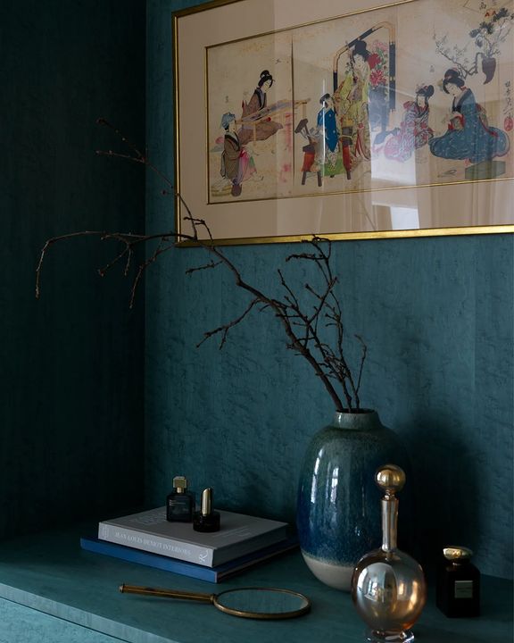 Turquoise Shadow